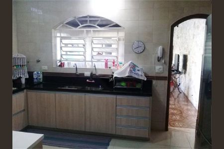 Casa à venda com 5 quartos, 140m² em Vila Campo Grande, São Paulo