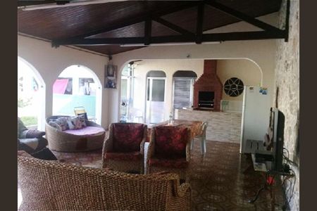 Casa à venda com 5 quartos, 140m² em Vila Campo Grande, São Paulo