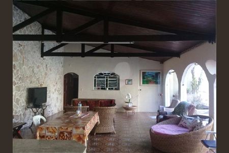 Casa à venda com 5 quartos, 140m² em Vila Campo Grande, São Paulo