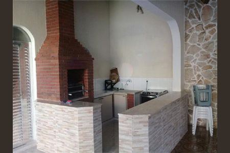 Casa à venda com 5 quartos, 140m² em Vila Campo Grande, São Paulo