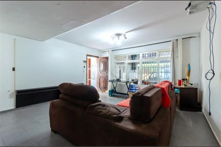 Casa à venda com 4 quartos, 330m² em Vila Anglo Brasileira, São Paulo