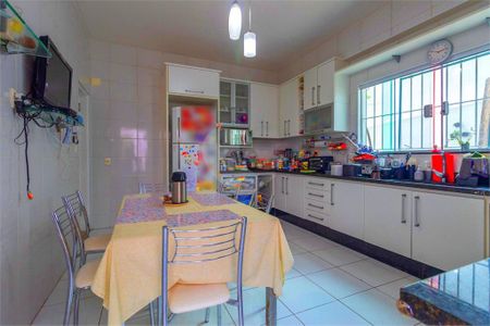 Casa à venda com 4 quartos, 435m² em Alto da Lapa, São Paulo