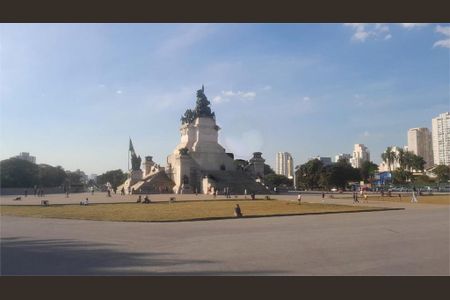 Casa à venda com 160m², 3 quartos e 2 vagas