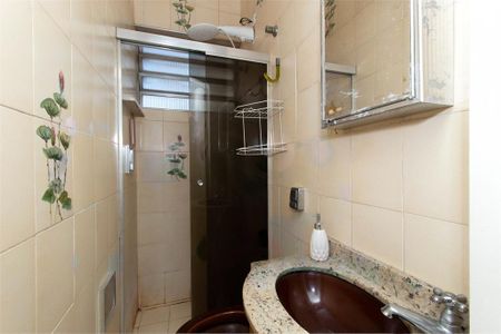 Casa à venda com 3 quartos, 160m² em Vila Monumento, São Paulo