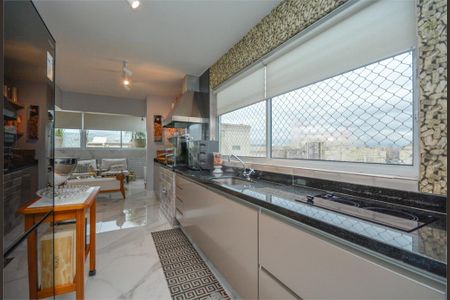 Apartamento à venda com 5 quartos, 320m² em Vila Romana, São Paulo