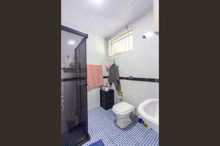 Casa à venda com 200m², 4 quartos e 2 vagas Casa à venda com 200m², 4 quartos e 2 vagasBanheiro da Suíte 2