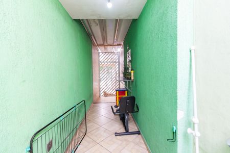 Casa à venda com 200m², 4 quartos e 2 vagas Casa à venda com 200m², 4 quartos e 2 vagasCorredor