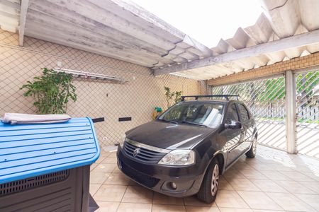 Casa à venda com 200m², 4 quartos e 2 vagas Casa à venda com 200m², 4 quartos e 2 vagasGaragem