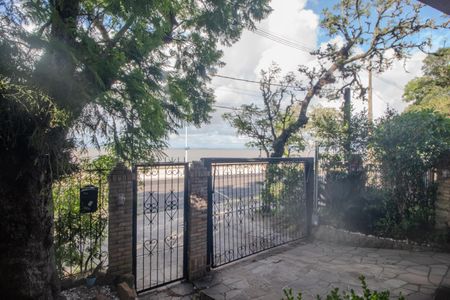 Casa à venda com 238m², 4 quartos e 2 vagasVista