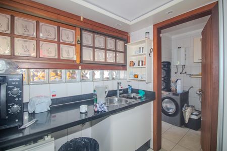 Casa à venda com 238m², 4 quartos e 2 vagasCozinha