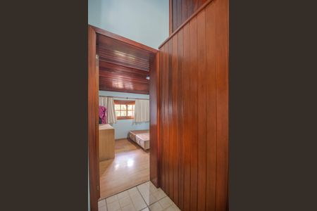 Casa à venda com 238m², 4 quartos e 2 vagasBanheiro 2