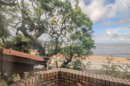 Casa à venda com 238m², 4 quartos e 2 vagasVaranda