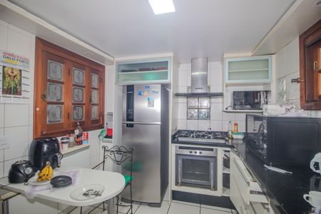 Casa à venda com 238m², 4 quartos e 2 vagasCozinha