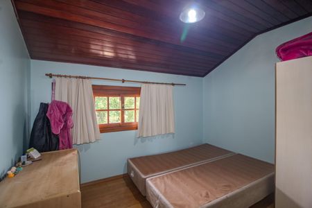 Casa à venda com 238m², 4 quartos e 2 vagasQuarto 2