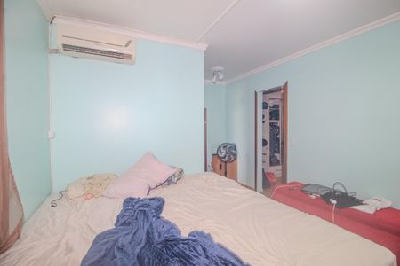 Casa à venda com 238m², 4 quartos e 2 vagasSuite