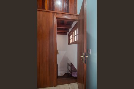 Casa à venda com 238m², 4 quartos e 2 vagasBanheiro 2