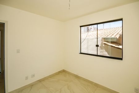 Quarto 1 de casa à venda com 3 quartos, 200m² em Santa Branca, Belo Horizonte