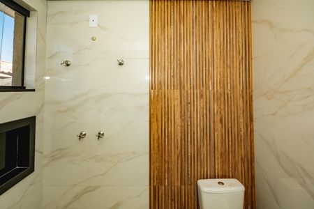 Casa à venda com 200m², 3 quartos e 2 vagasBanheiro Social