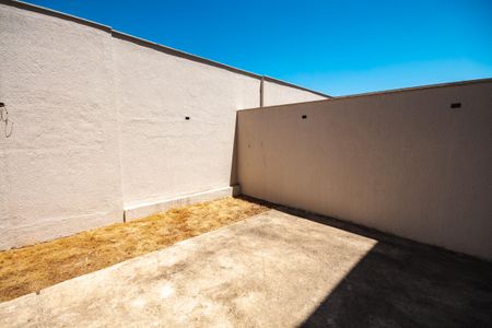 Casa à venda com 200m², 3 quartos e 2 vagasÁrea Externa