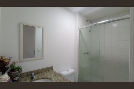 Apartamento à venda com 70m², 2 quartos e 2 vagasBanheiro Social