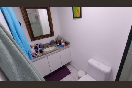 Apartamento à venda com 70m², 2 quartos e 2 vagasBanheiro da Suíte