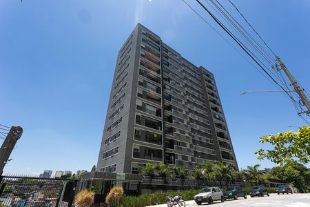 Apartamento à venda com 32m², 1 quarto e 1 vagaFachada