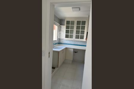 Apartamento para alugar com 4 quartos, 180m² em Vila Suzana, São Paulo