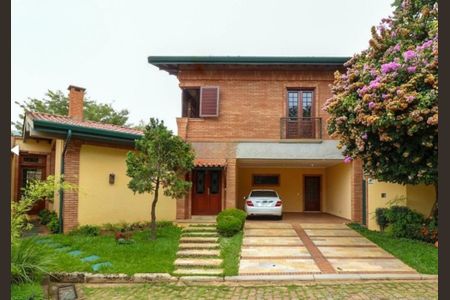 Casa de condomínio à venda com 374m², 3 quartos e 4 vagasFoto 02