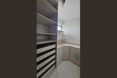 Apartamento para alugar com 84m², 2 quartos e 1 vaga Apartamento para alugar com 84m², 2 quartos e 1 vagaDespensa