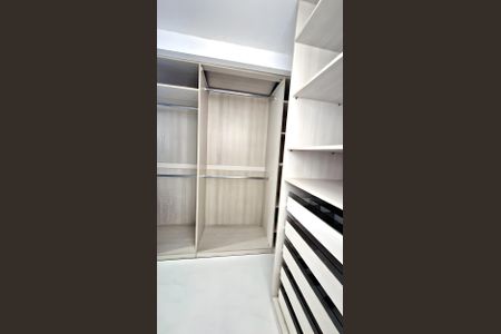 Apartamento para alugar com 84m², 2 quartos e 1 vaga Apartamento para alugar com 84m², 2 quartos e 1 vagaCloset