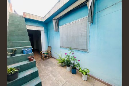 Casa à venda com 75m², 1 quarto e 2 vagasQuintal