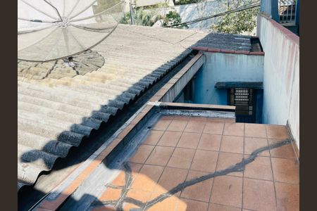 Casa à venda com 75m², 1 quarto e 2 vagasTerraço