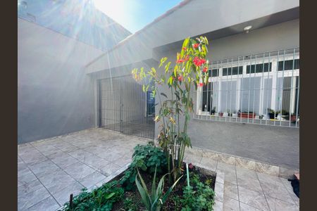 Casa à venda com 75m², 1 quarto e 2 vagasGaragem