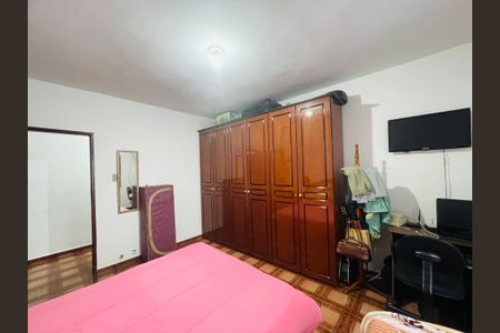 Casa à venda com 75m², 1 quarto e 2 vagasQuarto