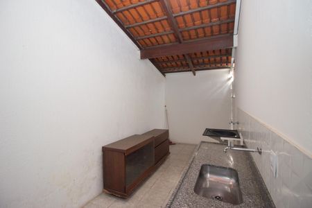 Casa para alugar com 90m², 2 quartos e 1 vagaCozinha e Área de Serviço