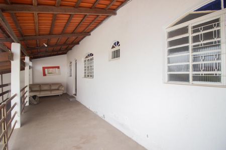 Casa para alugar com 90m², 2 quartos e 1 vagaVaranda