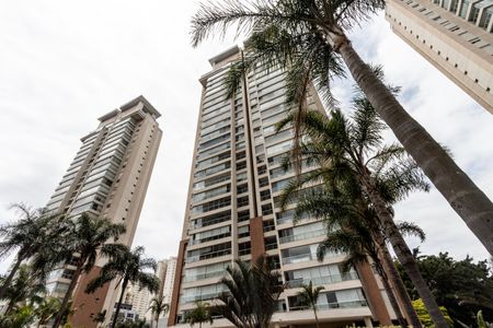 Apartamento à venda com 187m², 3 quartos e 3 vagasFAchadas