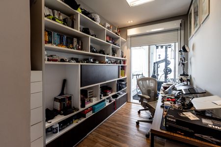 Apartamento à venda com 187m², 3 quartos e 3 vagasQuarto 1 - Escritório