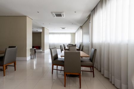 Apartamento à venda com 187m², 3 quartos e 3 vagasSalão de festas