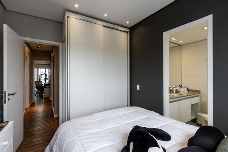 Apartamento à venda com 187m², 3 quartos e 3 vagasQuarto 3 - Suite
