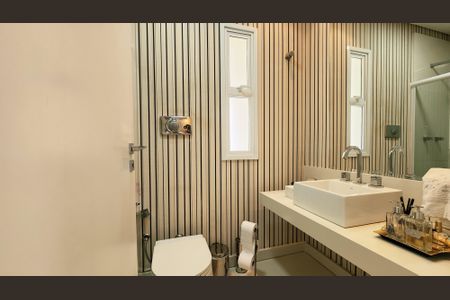 Casa de condomínio à venda com 264m², 5 quartos e 2 vagasBanheiro