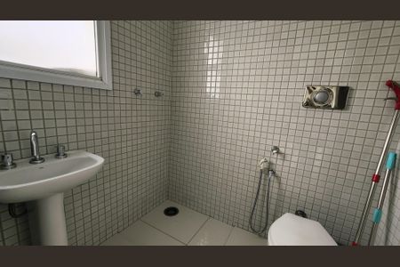 Casa de condomínio à venda com 264m², 5 quartos e 2 vagasLavanderia