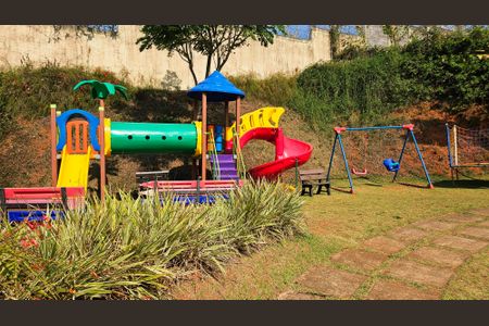 Casa de condomínio à venda com 264m², 5 quartos e 2 vagasÁrea comum - Playground