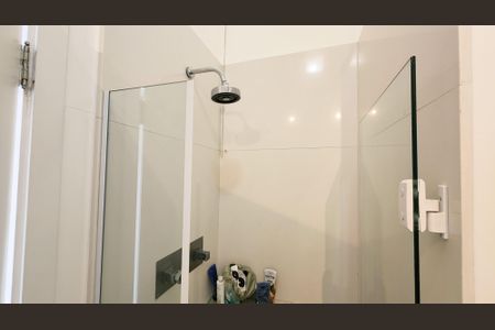 Casa de condomínio à venda com 264m², 5 quartos e 2 vagasBanheiro da Suíte 4