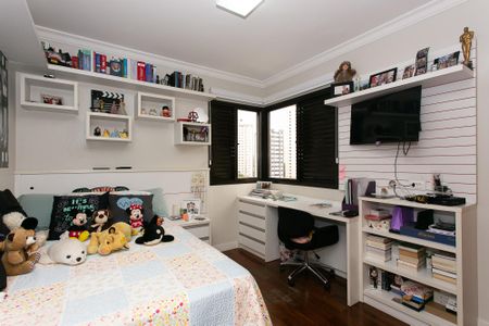 Apartamento para alugar com 156m², 3 quartos e 2 vagasQuarto 2