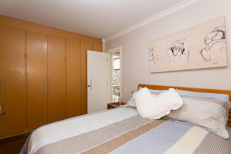 Apartamento para alugar com 156m², 3 quartos e 2 vagasSuíte