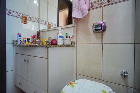 Apartamento à venda com 65m², 2 quartos e 2 vagasBanheiro da Suíte