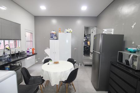 Casa para alugar com 140m², 3 quartos e 5 vagasCozinha