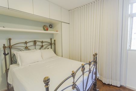 Apartamento à venda com 102m², 3 quartos e 1 vagaSuíte