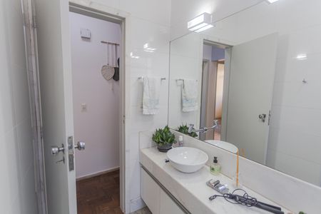Apartamento à venda com 102m², 3 quartos e 1 vagaBanheiro Social
